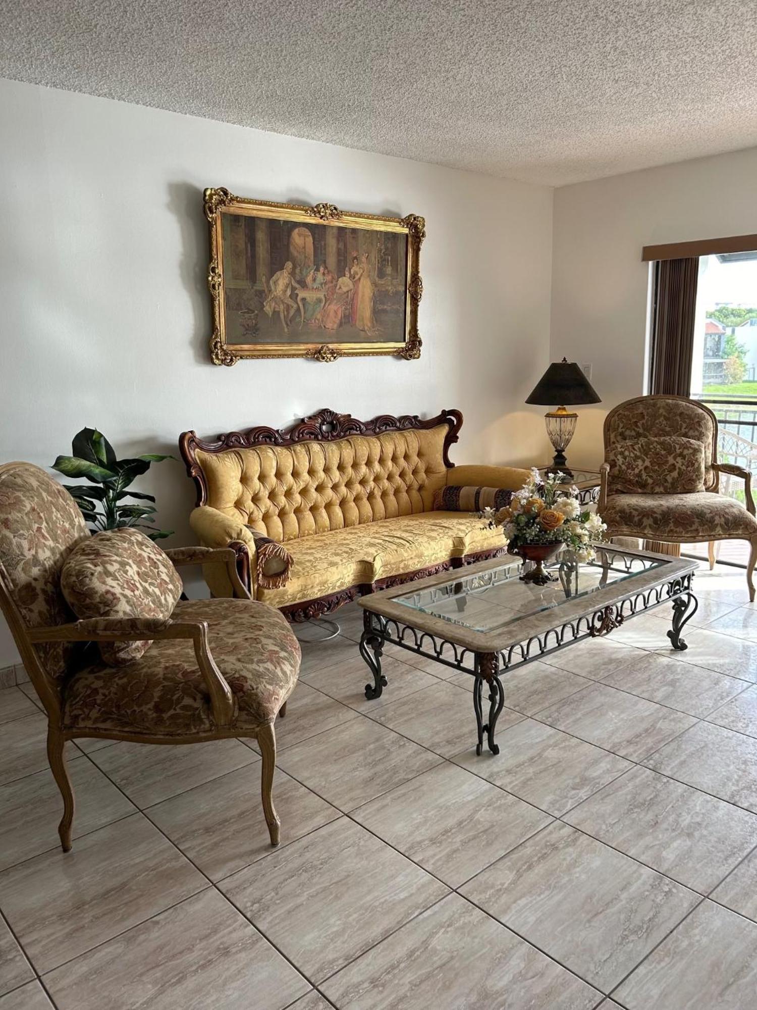 Beautiful Apartment With Very Elegant Colonial Decoration Tamiami Exterior foto