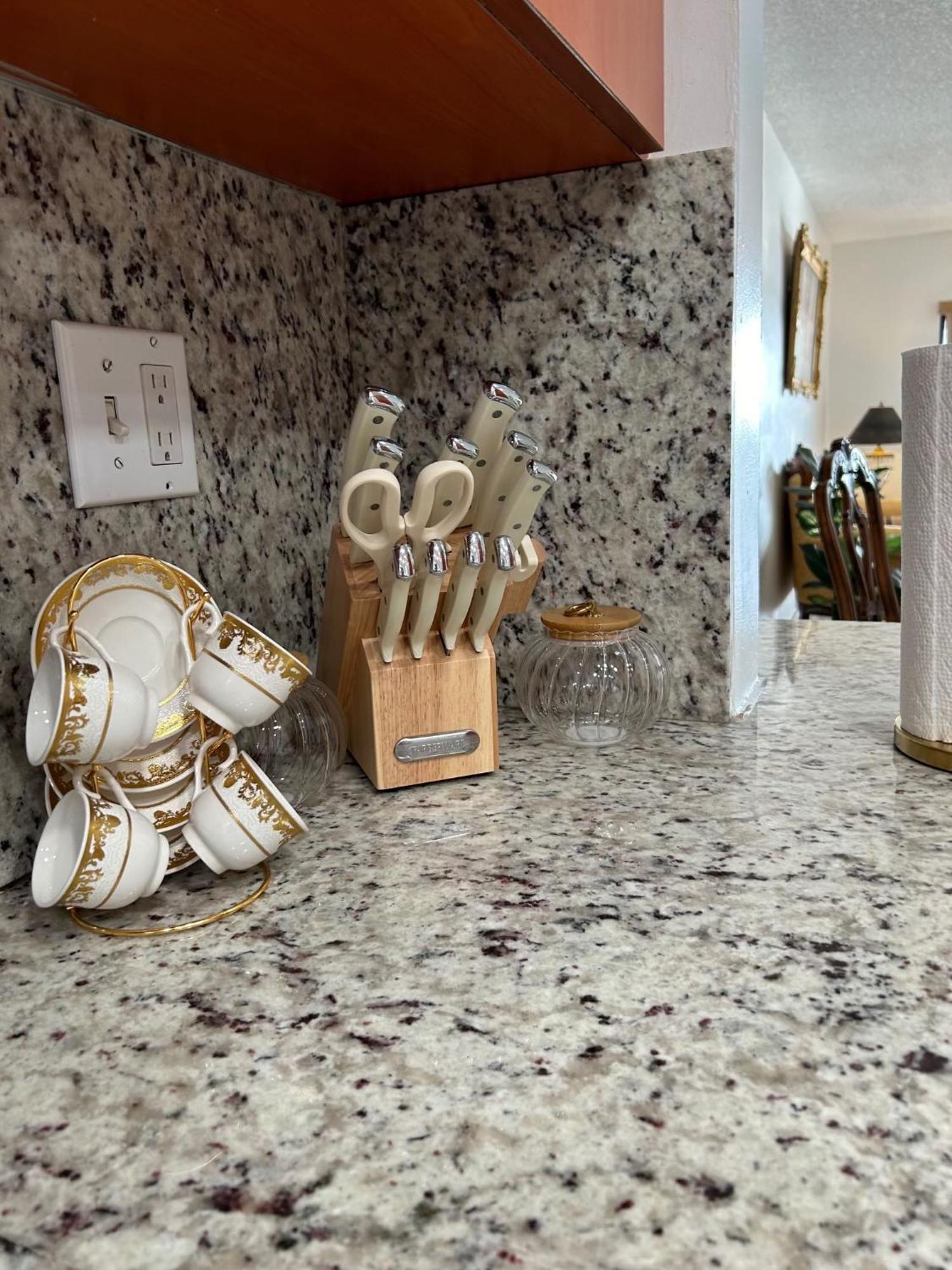 Beautiful Apartment With Very Elegant Colonial Decoration Tamiami Exterior foto